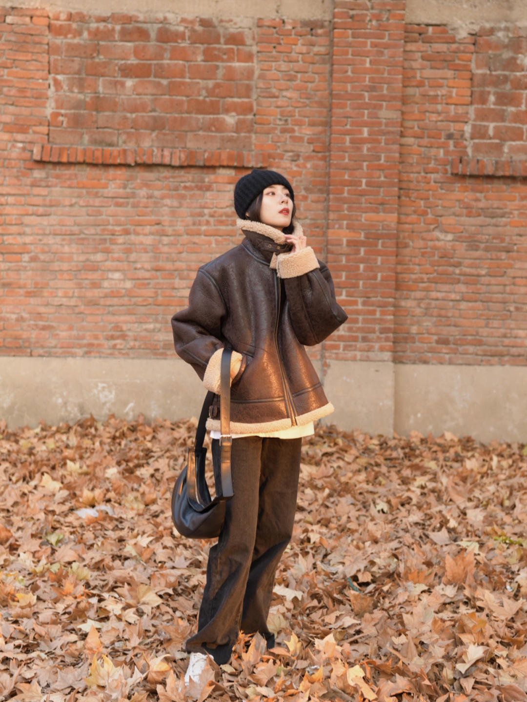 机车外套|被这组机车外套搭配折服了,显气质又高级,美丽又不“冻人”