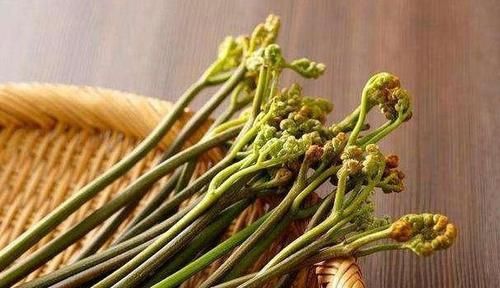 女人爱美，推荐几种食物，排毒养颜，润肠通便，营养又瘦身