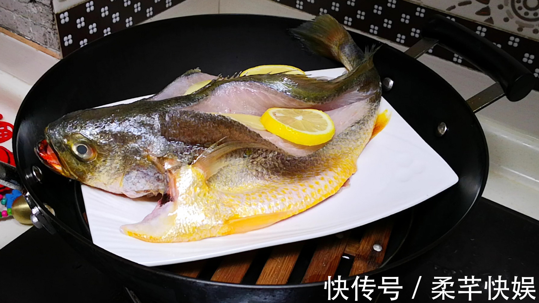 腥气|为什么饭店的清蒸鱼又鲜又嫩还不腥气看20年资深大厨怎么做