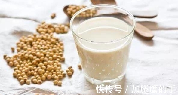 豆制品|女人“雌激素”偏低怎么办?常做2事,常吃2物,保养卵巢显年轻