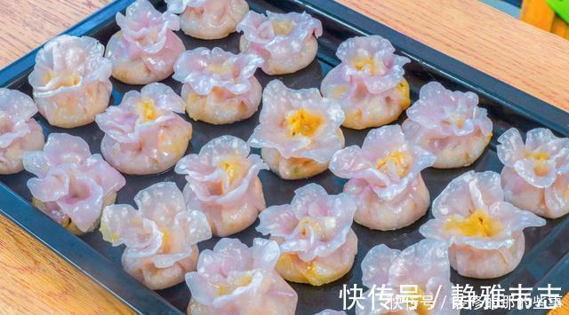 冬天包饺子,我家不用面粉,用它做皮,饺子晶莹剔透,Q弹又劲道