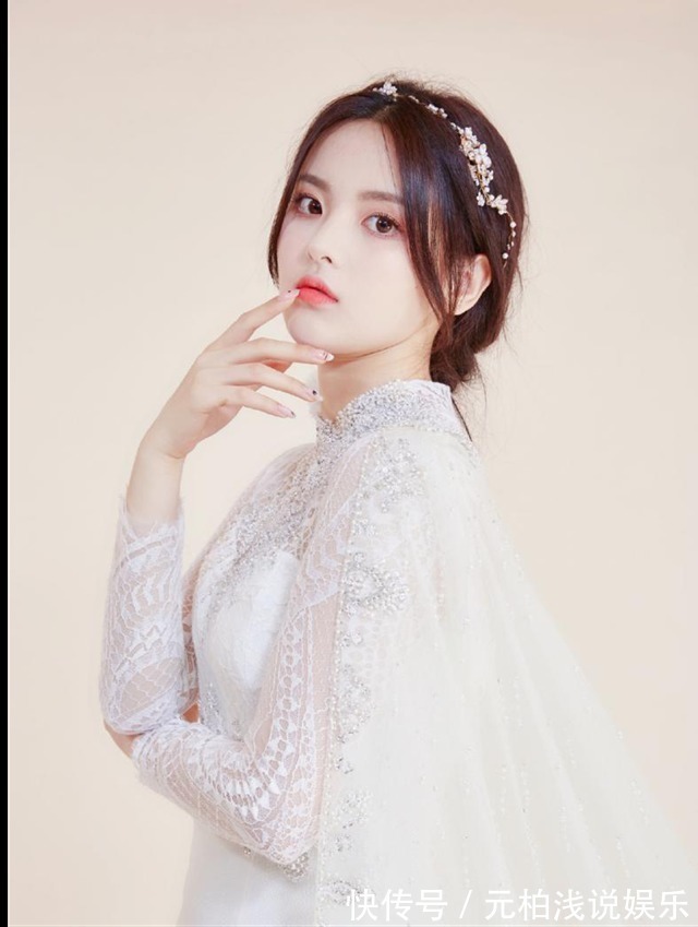 大长腿|拥有漫画脸是什么体验?程潇好惊艳,杨超越被赞“会呼吸的芭比”