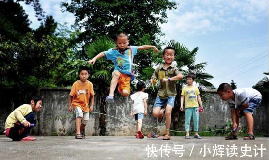 家长|0-6岁孩子出现的4种表现,是“双商高”的代表,家长不要盲目纠正