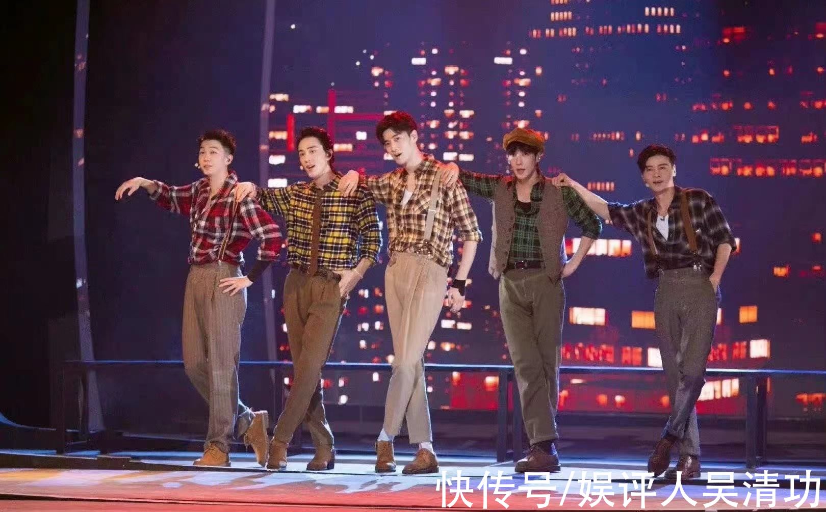 張智霖|陳小春和張智霖像“沒頭腦”和“不高興”，大灣區(qū)的哥哥太可愛了