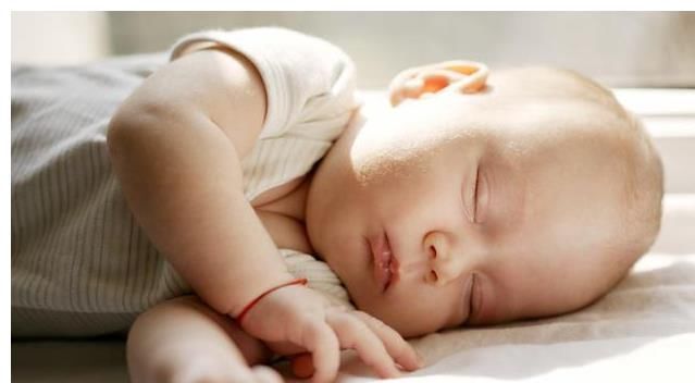 分泌|孩子睡眠时间在控制范围内,生长激素高达5-7倍对长高至关重要