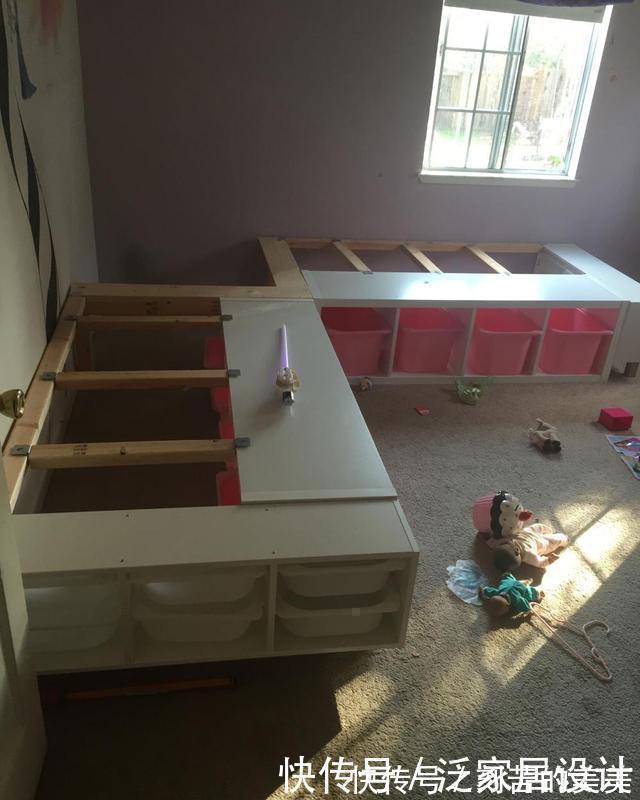 收纳柜|二胎家庭不做上下铺,越来越多人都把2张床靠墙放,中间做收纳柜
