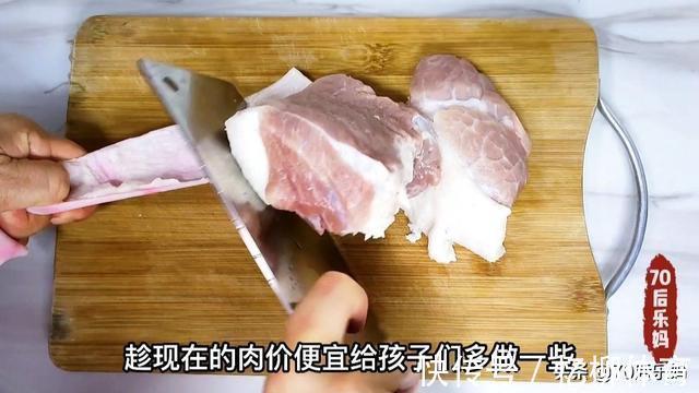 脆皮肠在家就能做,Q弹爆汁无添加,每根成本不到一块钱