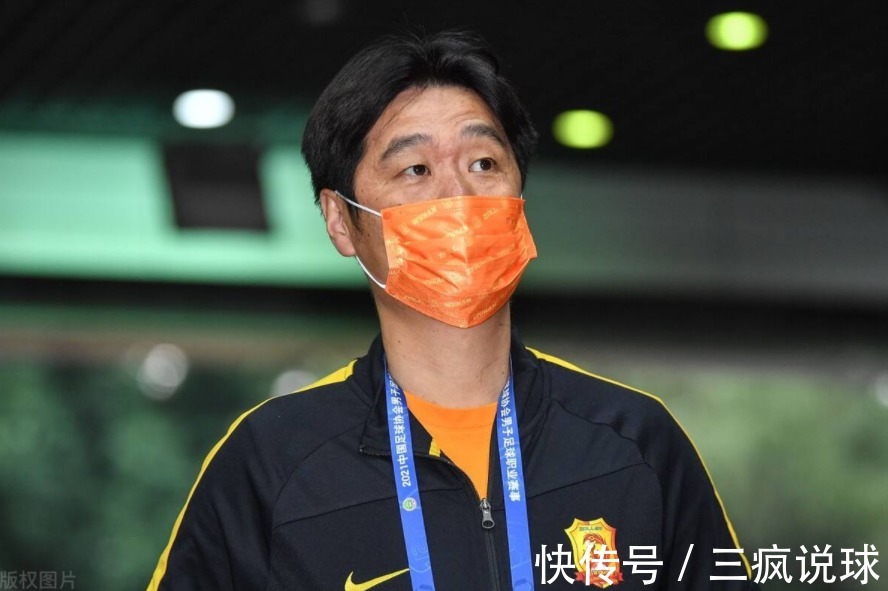 越南|李霄鹏下课已定?前国足绯闻主帅:足协或换帅,新教练或来自东欧