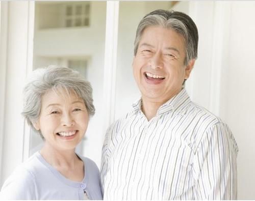 饮食|科学家探访了千位百岁老人:发现一个长寿者共性,并非运动和饮食