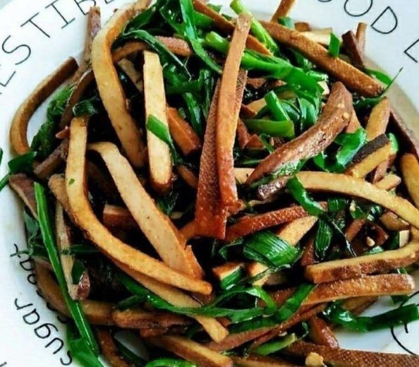 韭菜|多给孩子吃的营养菜,鲜嫩可口,解馋又下饭,补充营养身体棒