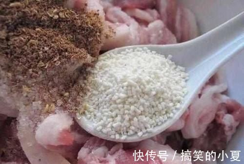 一斤五花肉10个鸡蛋，炸出的效果简直太棒了，不信就试试
