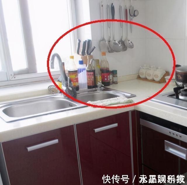 姑家|去大姑家蹭饭，头次见厨房还能这么装，太有才了，拍下回家照着学