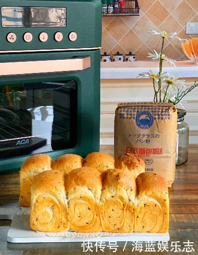  试试|做面包别只会用面包粉了，试试加点它，口感Q弹又松软，层层拉丝