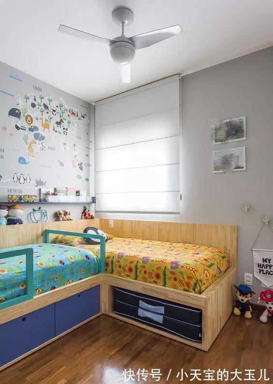 收纳|儿童房不做上下铺,现在流行2张床靠墙放,中间转角收纳柜