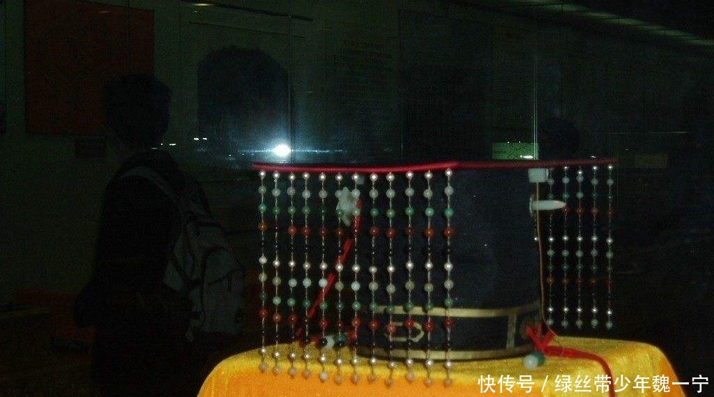 古代君王为什么在冕上加上珠帘讲究太大了!