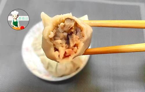  饺子|冬天，萝卜白菜靠边站，用它做馅包饺子，粉糯鲜香营养高，便宜好吃