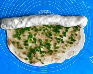 这种三角饼卖的都很贵,教您在家做,外酥里软,咬一口酥掉渣