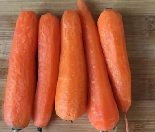 想要胎儿出生，眼睛明亮又有神，4物孕妈要舍得吃，尤其第一种