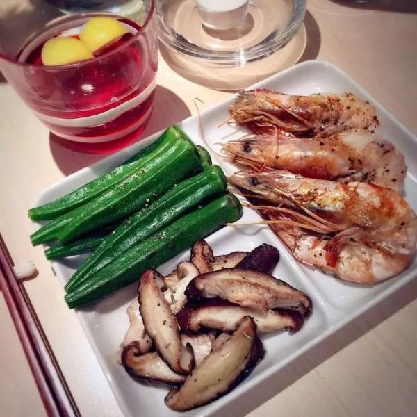 晚餐|晚餐决定你的体重和身材!减脂的人,晚餐如此吃瘦得快!