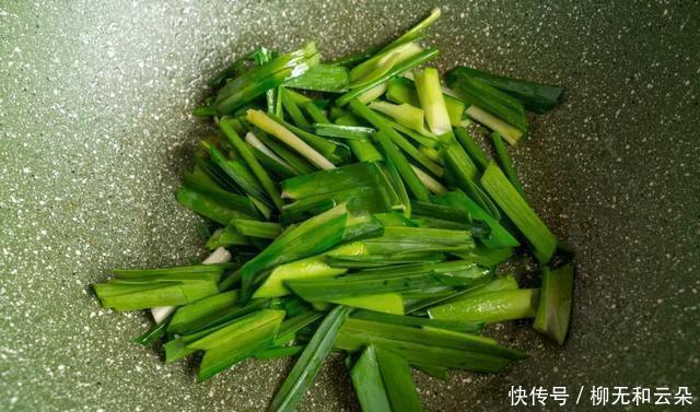 手菜|天冷想吃快手菜香辣爽口,简单一炒就能上桌!