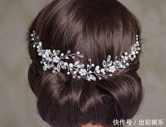 头发|头发造型初学者也不怕失败!精选10款超简单低发髻盘发,变换乐趣