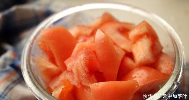 格达汤|像这样的冬天,香浓盛在锅里很诱人,一碗后全身都暖了