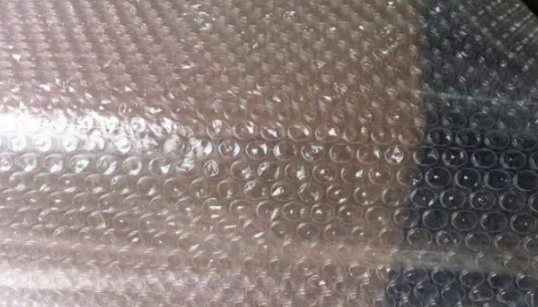 快递气泡膜千万别扔，放在卫生间和厨房，一年能省不少钱