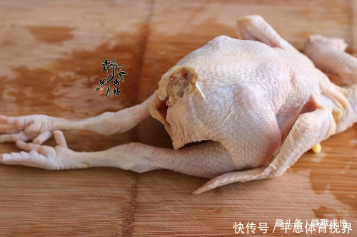 停不下来|懒人版电饭煲焗鸡,香嫩多汁,做法简单,好吃到停不下来!