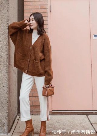单品 冬天还是和“白裤子”更配,一条搭遍整个衣柜,中年人穿也挺高级