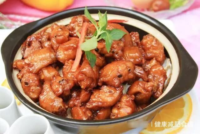 健康|你必知道的这些健康食谱三杯鸡、辣炒花蛤、柠檬嫩牛肉