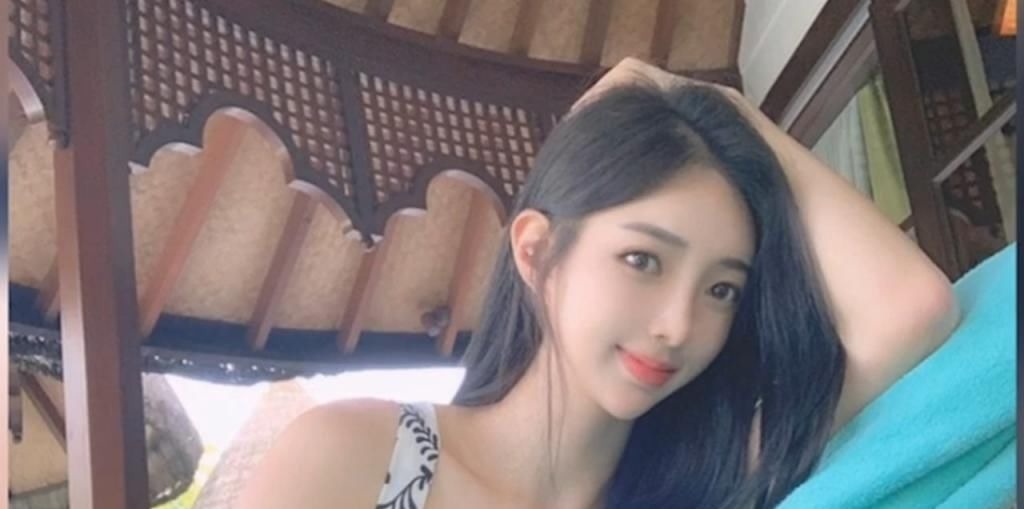 身材|身材高挑的“瑜伽女神”，用瑜伽来塑形，身材竟然如此完美