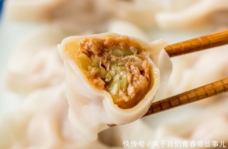 包肉饺子时，肉需要炒熟吗？很多人不懂，难怪不香不嫩，涨知识了