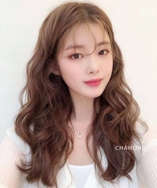 今春女发别乱剪，17款首选发型送给你 ，想美别错过