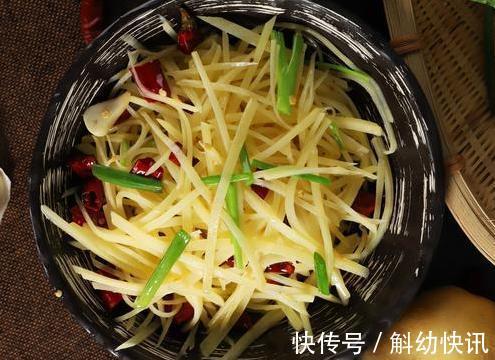 炒土豆丝|炒土豆丝,有人泡水有人焯水其实都不对,难怪做出来不好吃