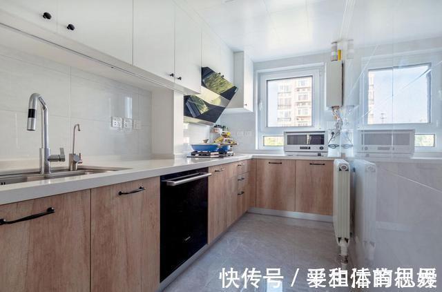 屋主|全屋刷大白,顶部走石膏线,越省钱式的装修,效果反而越好