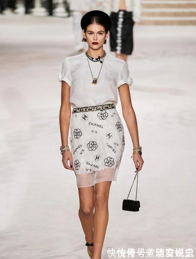 mini 今年最时髦,有个性的包包!今年最时髦,有个性的包包!