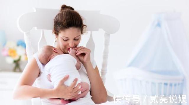 妈妈|为什么母乳喂养的宝宝夜里老醒,喝奶粉宝宝能睡到天亮原因暖心