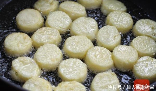 它和金针菇是“黄金搭档”,天冷焖一锅,吃到汤汁都不剩