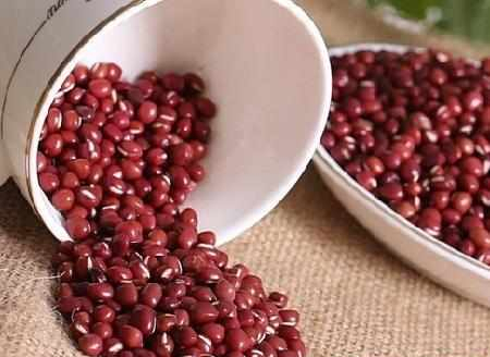 红豆|红豆和此物一起煮,大肚子平了,斑也淡了,子宫越来越干净!