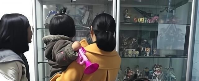 猫咪|让手办爱好者恐怖的并不是小孩,而是家中行走的猫咪