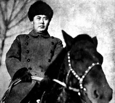 大军|49年董其武率6万大军起义，只提出一个请求：军委如何答复的？