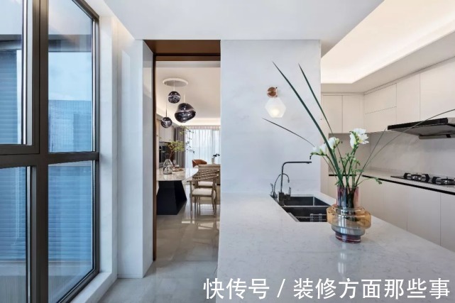独处|120平设计窗外天空纯净如水，屋内时光静好，让人心动了