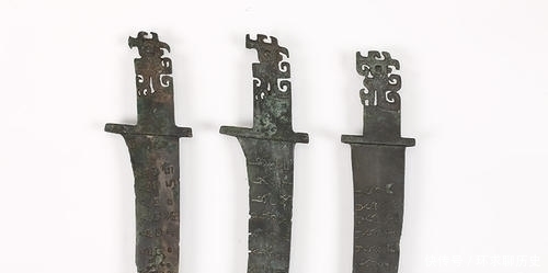 青铜家谱@青铜家谱在家谱起源史还年轻,专家说,家谱的起源要早得多