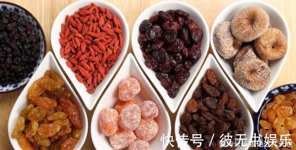 小米粥|糖尿病不能喝小米粥?医生:这4种才不能吃,已列成清单,可收藏