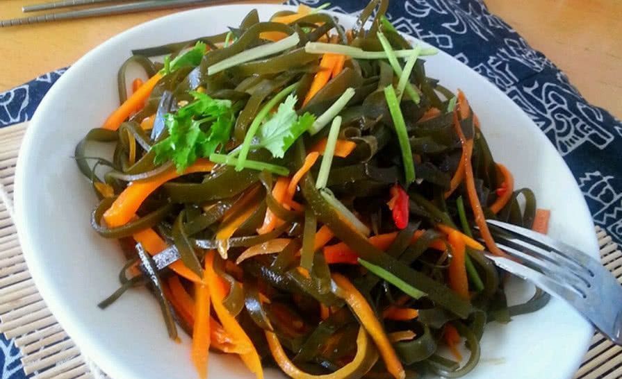  切成细丝|天然“护眼冠军”被找到了，每天炒一盘，保护眼睛，双眼明亮了