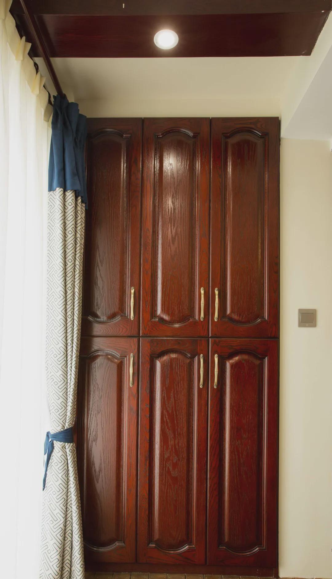 镜面|晒晒120㎡新家，阳台的设计朋友都说好，简单一改就多几排柜子用