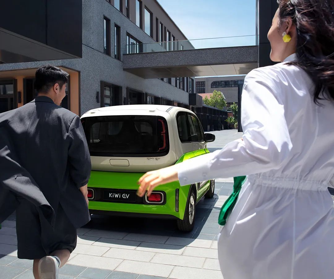 配色|KiWi EV丨配色上新,清新一夏