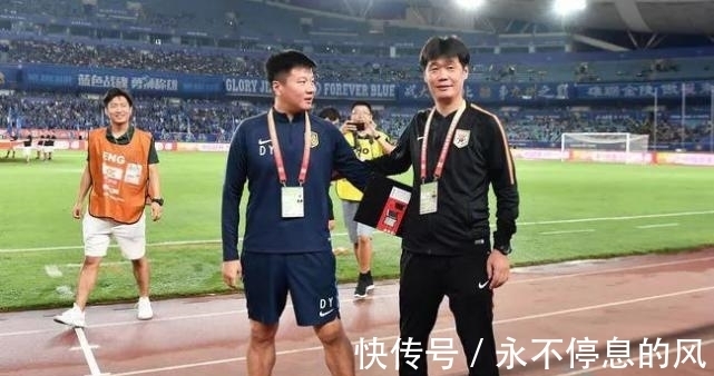 日本队|世预赛迎反转!郑智携四功勋重回国足,陈戌源决定正确,日本担忧
