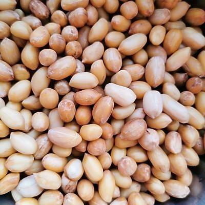 这道芹菜花生米一上桌，我的筷子就没停过