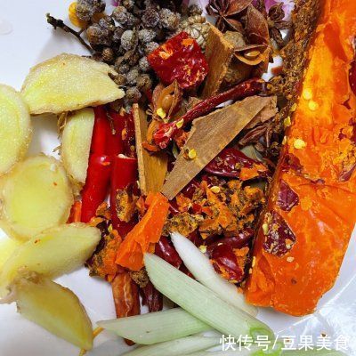 火锅底料|下饭神器徐小厨的芋儿鸡，拌饭还能吃三碗